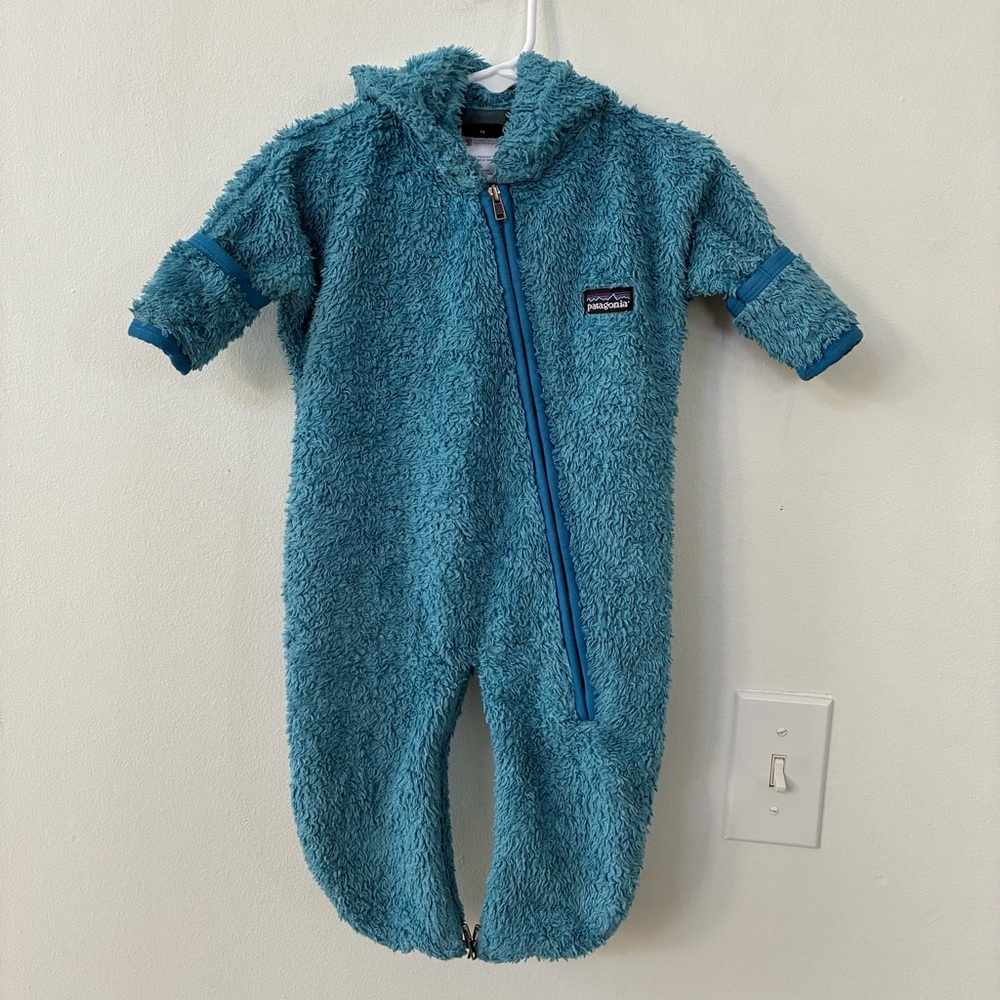Patagonia Infant Synchilla Hi-Plush Fleece Bunting in Blue